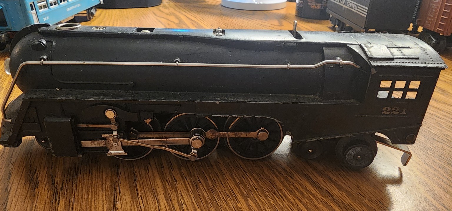 Lionel 221 New York Central Steam Locomotive (O27 Gauge)